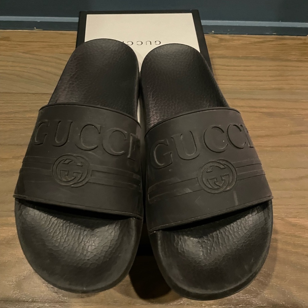 Gucci slides